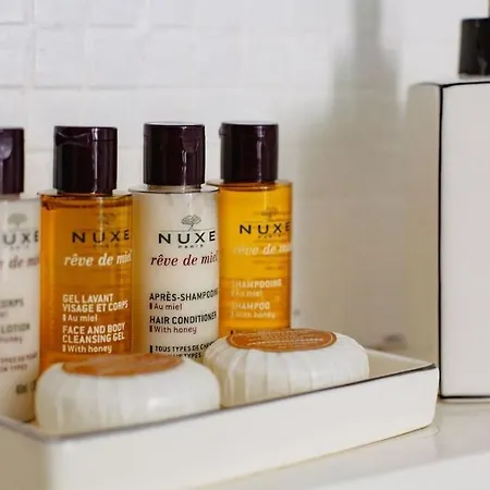 Daire Central, Calme Avec Parking